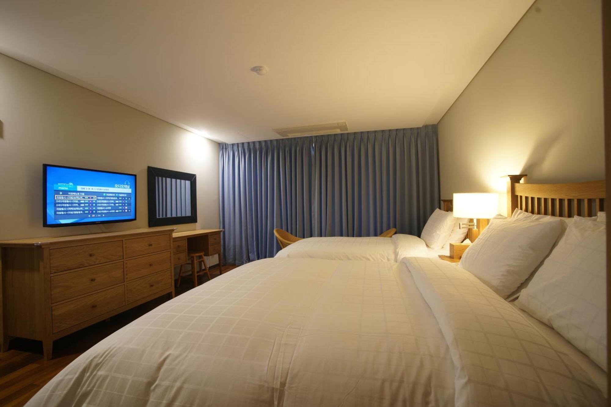 Illeinn Hotel Seogwipo Eksteriør bilde