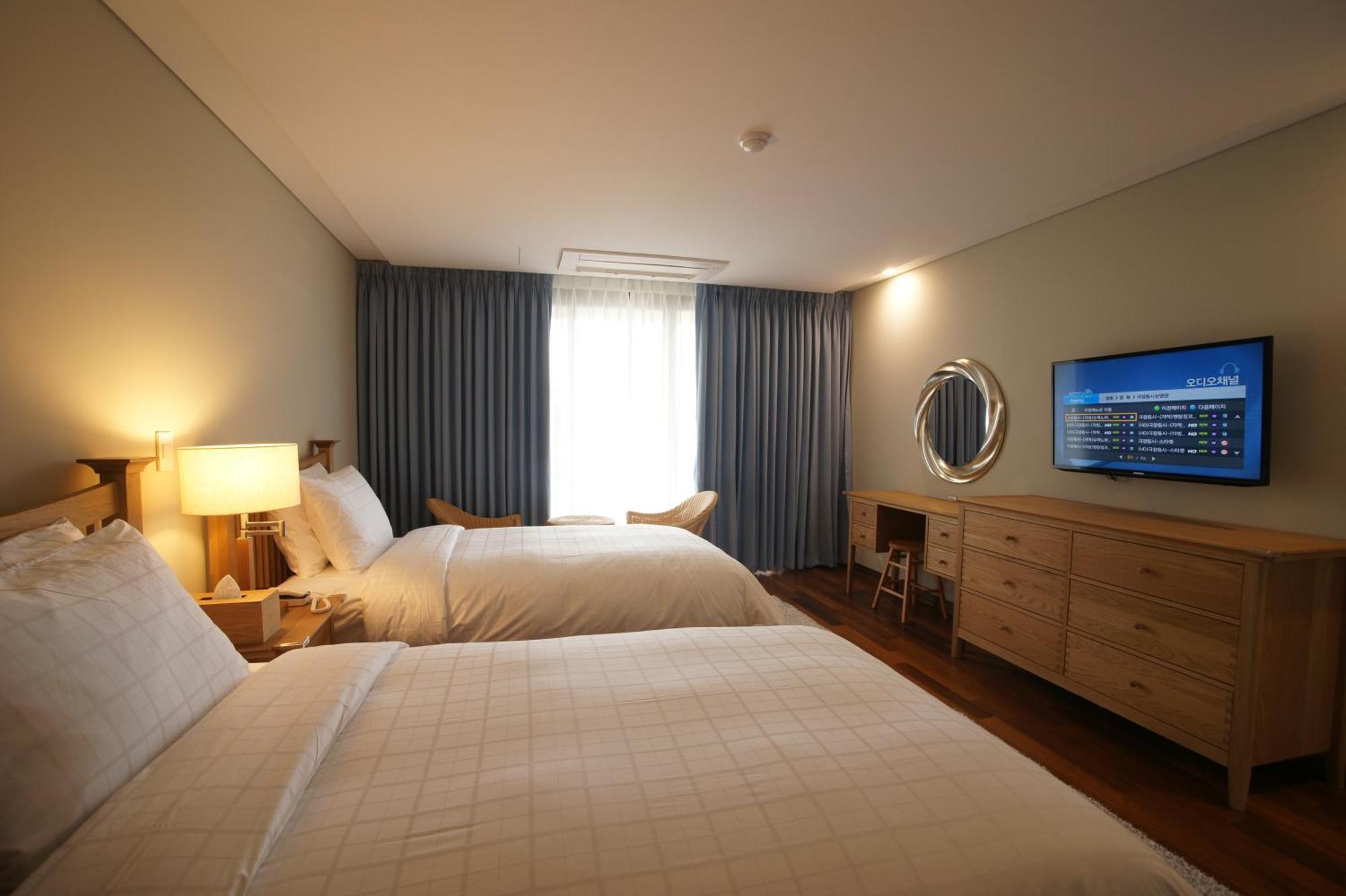 Illeinn Hotel Seogwipo Eksteriør bilde