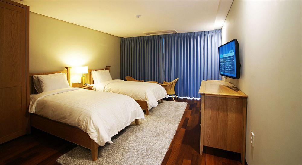 Illeinn Hotel Seogwipo Eksteriør bilde